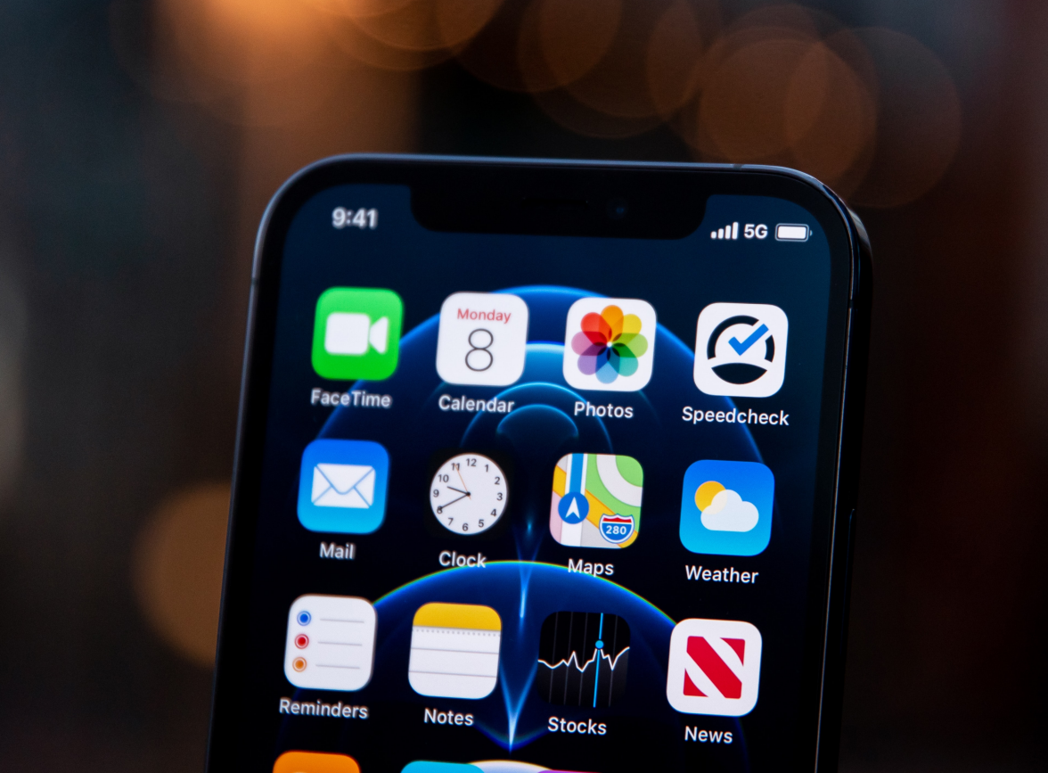 芒市苹果手机维修分享为什么 iPhone 12 在冬季会自动关机 